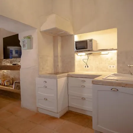 Apartment Lalasuites Sharis *