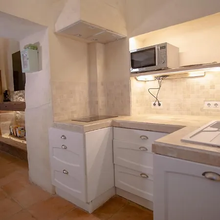 Apartment Lalasuites Sharis *