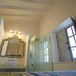 Lalasuites Sharis Apartment *