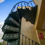Apartment Lalasuites Sharis