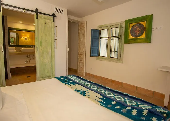 Lalasuites Sharis Appartamento *