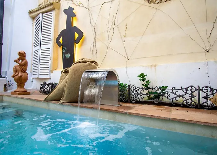 Apartment Lalasuites Sharis