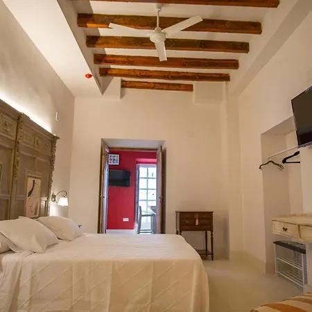Sharis Apartament *