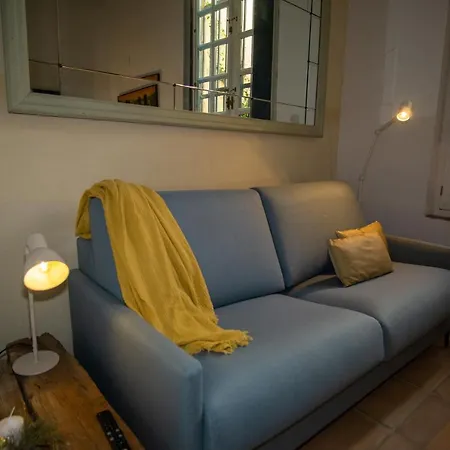 Apartament Sharis
