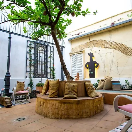 Sharis Apartament *