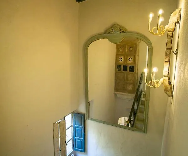 Daire Lalasuites Sharis